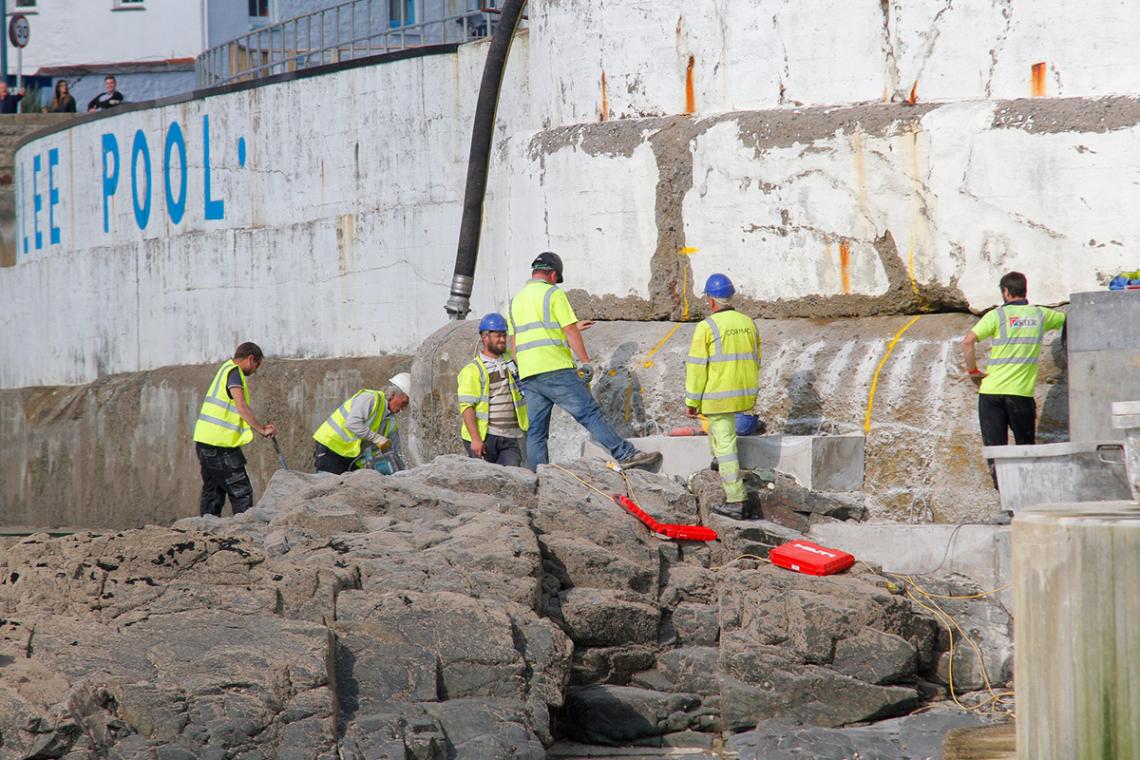 Jubilee Pool repairs: with spectators