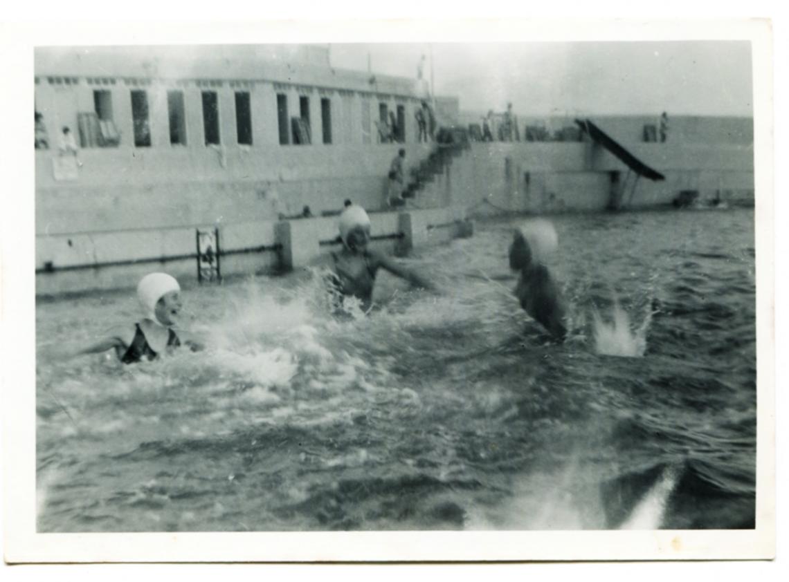 Ruth Trevenen and friends splashing in the Jubilee Pool