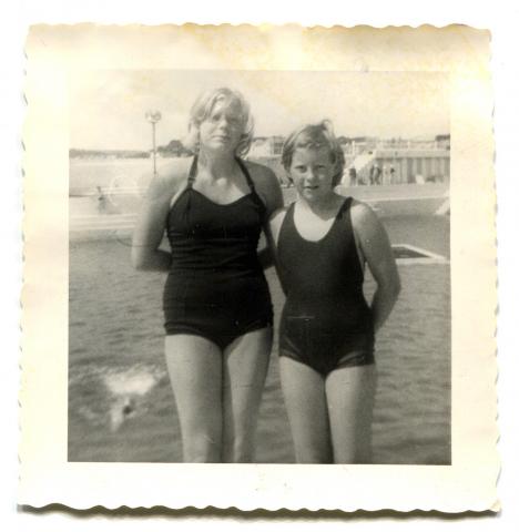 Wendy and Judith Tresidder at Jubilee Pool